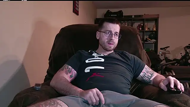 Snapshot of JayXCee_Official chatting on 02-01-26, 01:04 JayXCee Official online show from 02-01-26, 01:04