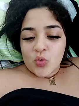 Liancy online show from 02-19-25, 03:06