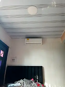 Liancy online show from 02-28-26, 09:16