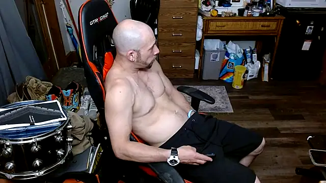 Snapshot of tongueispowerr6d9 chatting on 05-28-26, 03:48 tongueispowerr6d9 online show from 05-28-26, 03:48