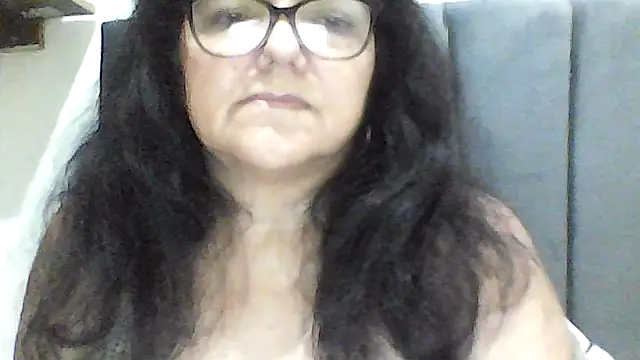 kassandra02 online show from 10-27-25, 02:26