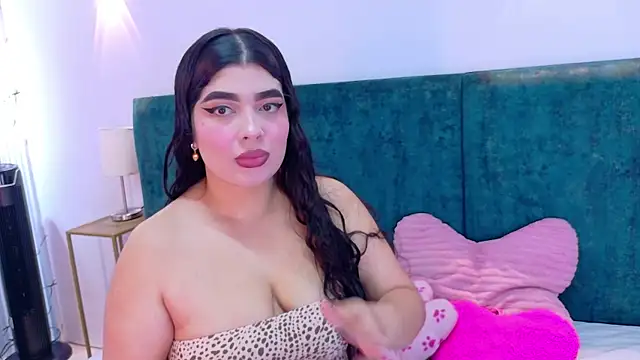 Snapshot of AgathaLynx chatting on 10-11-25, 10:36 AgathaLynx online show from 10-11-25, 10:36