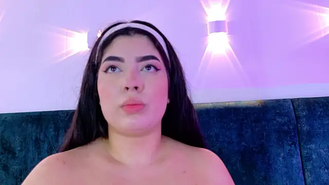 Snapshot of AgathaLynx chatting on 02-05-26, 10:42 AgathaLynx online show from 02-05-26, 10:42