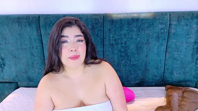 Snapshot of AgathaLynx chatting on 02-09-26, 10:41 AgathaLynx online show from 02-09-26, 10:41