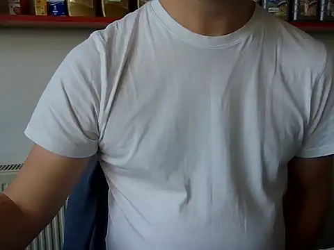 Snapshot of fikoivos chatting on 02-14-26, 11:18 fikoivos online show from 02-14-26, 11:18