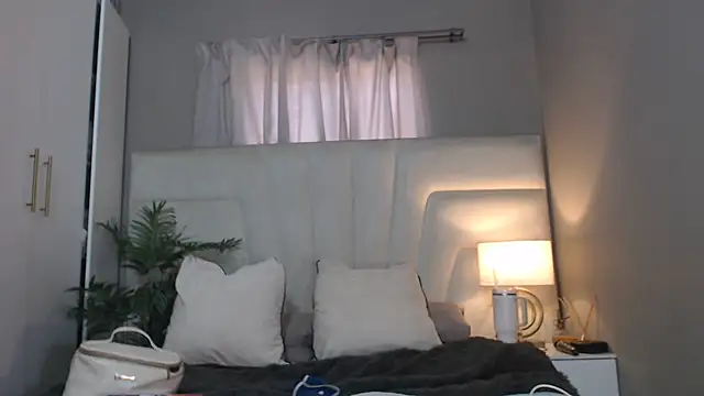 naughtyblackdolie online show from 07-11-26, 07:22