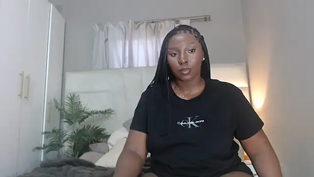naughtyblackdolie online show from 07-28-26, 12:12