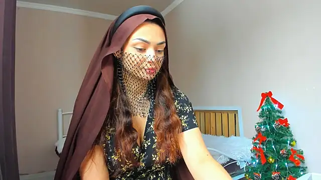 Snapshot of _cleopattra_ chatting on 12-21-25, 05:36 cleopattra online show from 12-21-25, 05:36