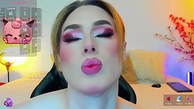 Snapshot of mike_blossom chatting on 02-26-26, 01:32 mike blossom online show from 02-26-26, 01:32