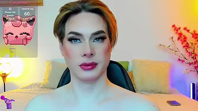 Snapshot of mike_blossom chatting on 03-07-26, 01:41 mike blossom online show from 03-07-26, 01:41