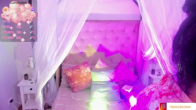 Hanna  Becker  online show from 02-23-26, 03:15