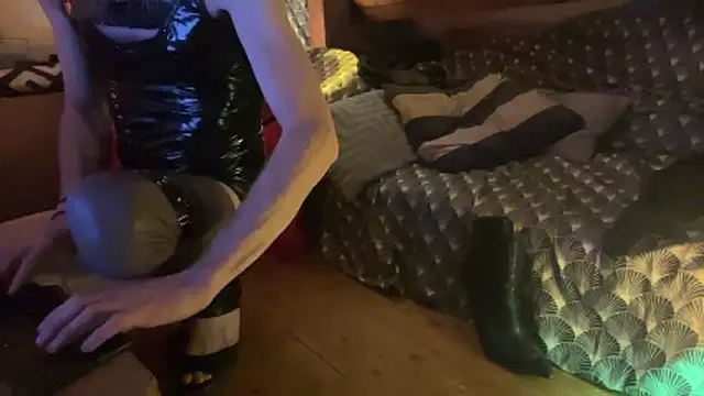 alexheels boots online show from 10-29-25, 04:53