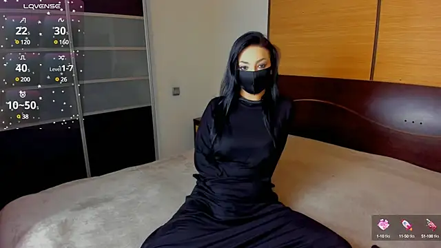 Snapshot of habibi_moon chatting on 02-19-25, 02:33 habibi moon online show from 02-19-25, 02:33