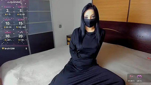 Snapshot of habibi_moon chatting on 02-27-25, 02:10 habibi moon online show from 02-27-25, 02:10