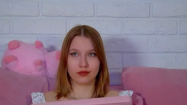 LiliLinn online show from 05-11-26, 02:45