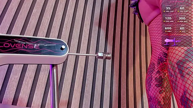 Snapshot of NinaInk chatting on 01-18-26, 01:04 NinaInk online show from 01-18-26, 01:04