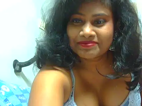 Snapshot of sexy_roma chatting on 12-27-24, 07:03 sexy roma online show from 12-27-24, 07:03