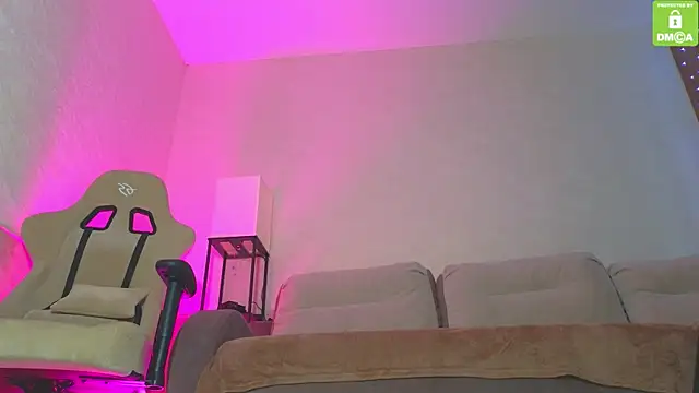 Katy perry  online show from 12-05-25, 03:48