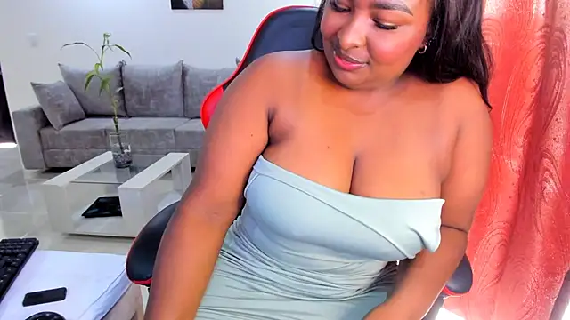 ashleyxlove1 online show from 02-18-26, 10:50