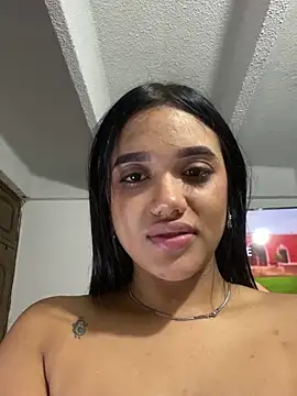 Snapshot of ElaEndez_ chatting on 02-09-25, 03:22 ElaEndez online show from 02-09-25, 03:22