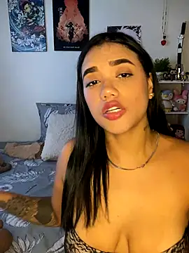 Snapshot of ElaEndez_ chatting on 12-14-25, 09:19 ElaEndez online show from 12-14-25, 09:19