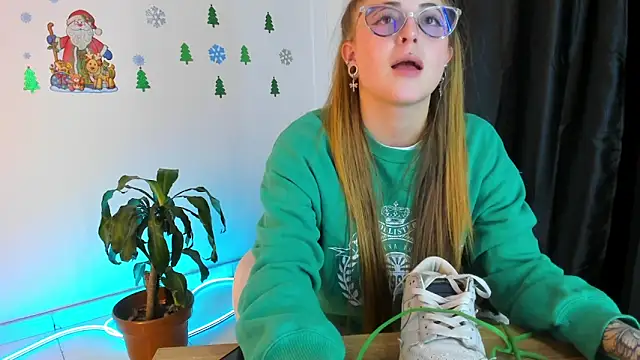 Snapshot of tekila__ chatting on 12-11-24, 08:39 tekila online show from 12-11-24, 08:39