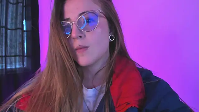 Snapshot of tekila__ chatting on 12-23-24, 07:20 tekila online show from 12-23-24, 07:20