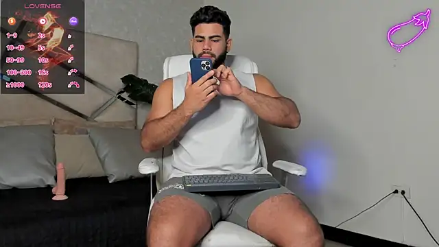 Snapshot of noah_crux chatting on 02-25-25, 12:34 noah crux online show from 02-25-25, 12:34