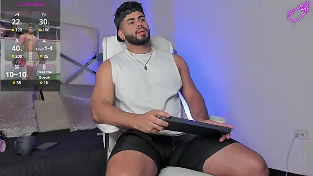 Snapshot of noah_crux chatting on 03-14-25, 12:51 noah crux online show from 03-14-25, 12:51