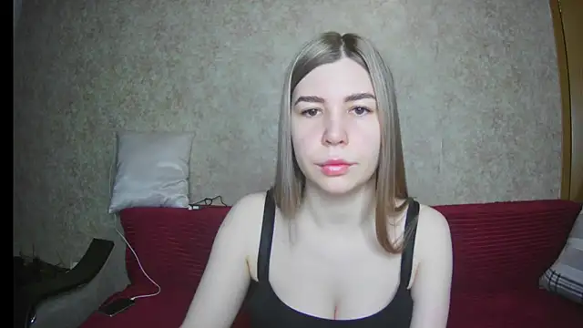 Snapshot of ElllaNuar chatting on 03-11-25, 03:26 ElllaNuar online show from 03-11-25, 03:26