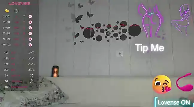 Snapshot of SuchAngel_ chatting on 02-05-25, 02:19 SuchAngel online show from 02-05-25, 02:19