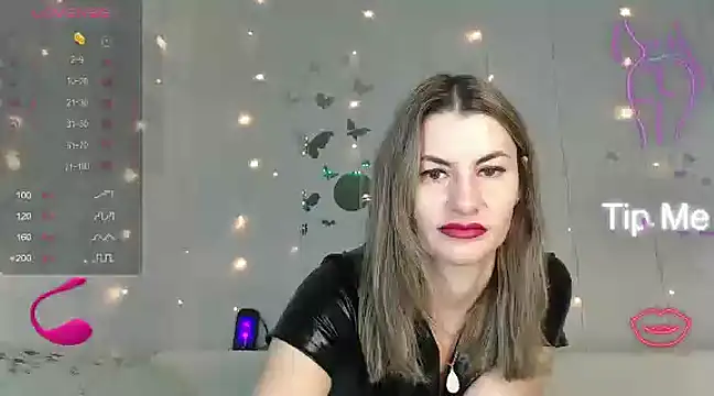 Snapshot of SuchAngel_ chatting on 03-04-25, 01:45 SuchAngel online show from 03-04-25, 01:45