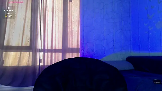 Snapshot of SuchAngel_ chatting on 10-18-25, 02:14 SuchAngel online show from 10-18-25, 02:14