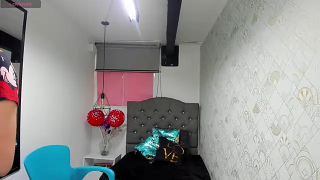 LiaCooper  online show from 03-05-25, 06:34
