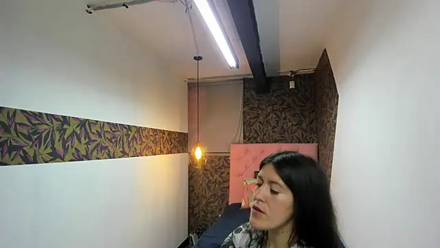 LiaCooper  online show from 03-06-25, 06:05