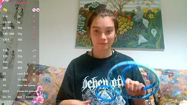 Sophie Bell online show from 12-13-24, 08:58