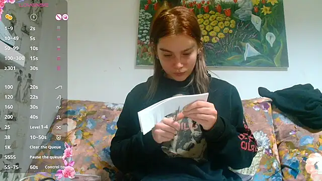Sophie Bell online show from 12-20-24, 08:12