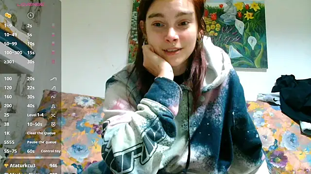 Sophie Bell online show from 02-12-25, 06:51