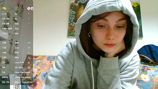 Sophie Bell online show from 02-15-25, 10:42