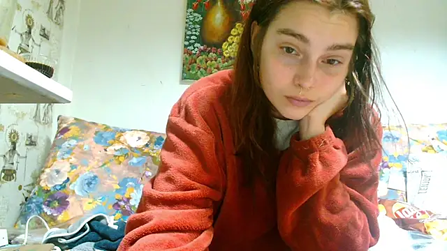 Sophie Bell online show from 03-16-25, 04:56