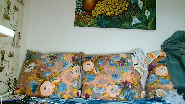 Sophie Bell online show from 10-01-25, 04:46