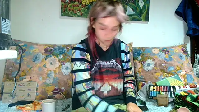 Sophie Bell online show from 10-18-25, 11:33