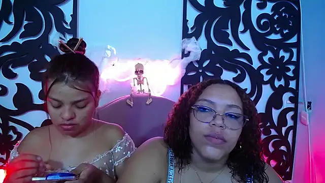 your little naughty1 online show from 10-29-25, 03:09