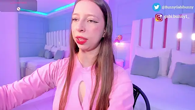 Snapshot of gabi_bunny chatting on 01-16-26, 05:28 gabi bunny online show from 01-16-26, 05:28