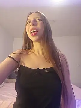 Snapshot of gabi_bunny chatting on 01-17-26, 04:11 gabi bunny online show from 01-17-26, 04:11