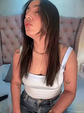 lia sofiia online show from 07-05-26, 09:38