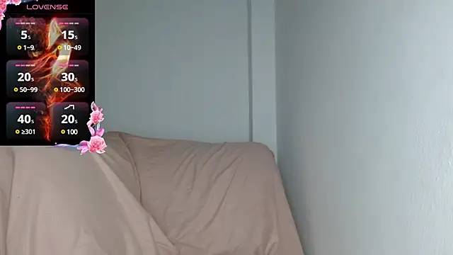 Snapshot of SophiaMeyerst chatting on 02-10-25, 02:48 SophiaMeyerst online show from 02-10-25, 02:48