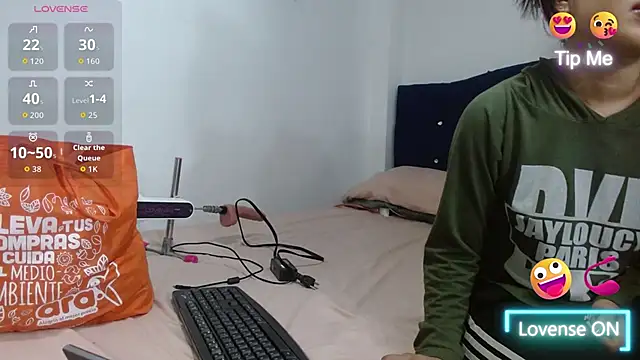 Snapshot of SophiaMeyerst chatting on 01-17-26, 03:06 SophiaMeyerst online show from 01-17-26, 03:06