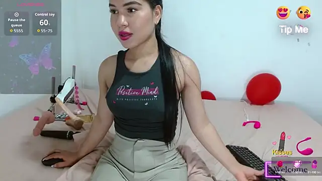 Snapshot of SophiaMeyerst chatting on 03-13-26, 04:46 SophiaMeyerst online show from 03-13-26, 04:46