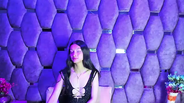 Snapshot of Aurora_18 chatting on 01-19-26, 02:21 Aurora 18 online show from 01-19-26, 02:21